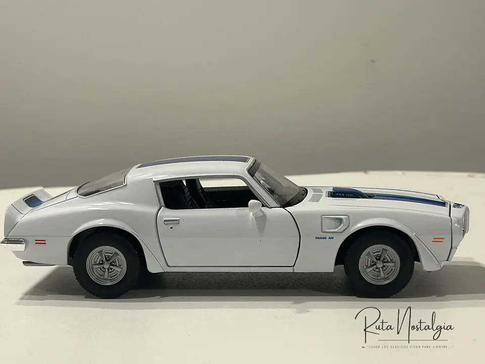 Auto Pontiac Firebird Trans Am (1972) | Welly 1:24 5