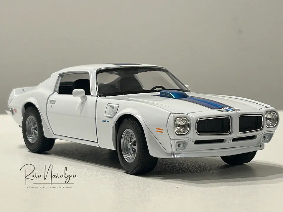 Auto Pontiac Firebird Trans Am (1972) | Welly 1:24 9