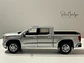 Camioneta Motormax GMC Sierra 1500 SLT Crew Cab 2019 1:24 - Miniatura 7