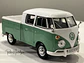 Camioneta Volkswagen T1 DoKa | Motormax Escala 1:24 - Miniatura 9