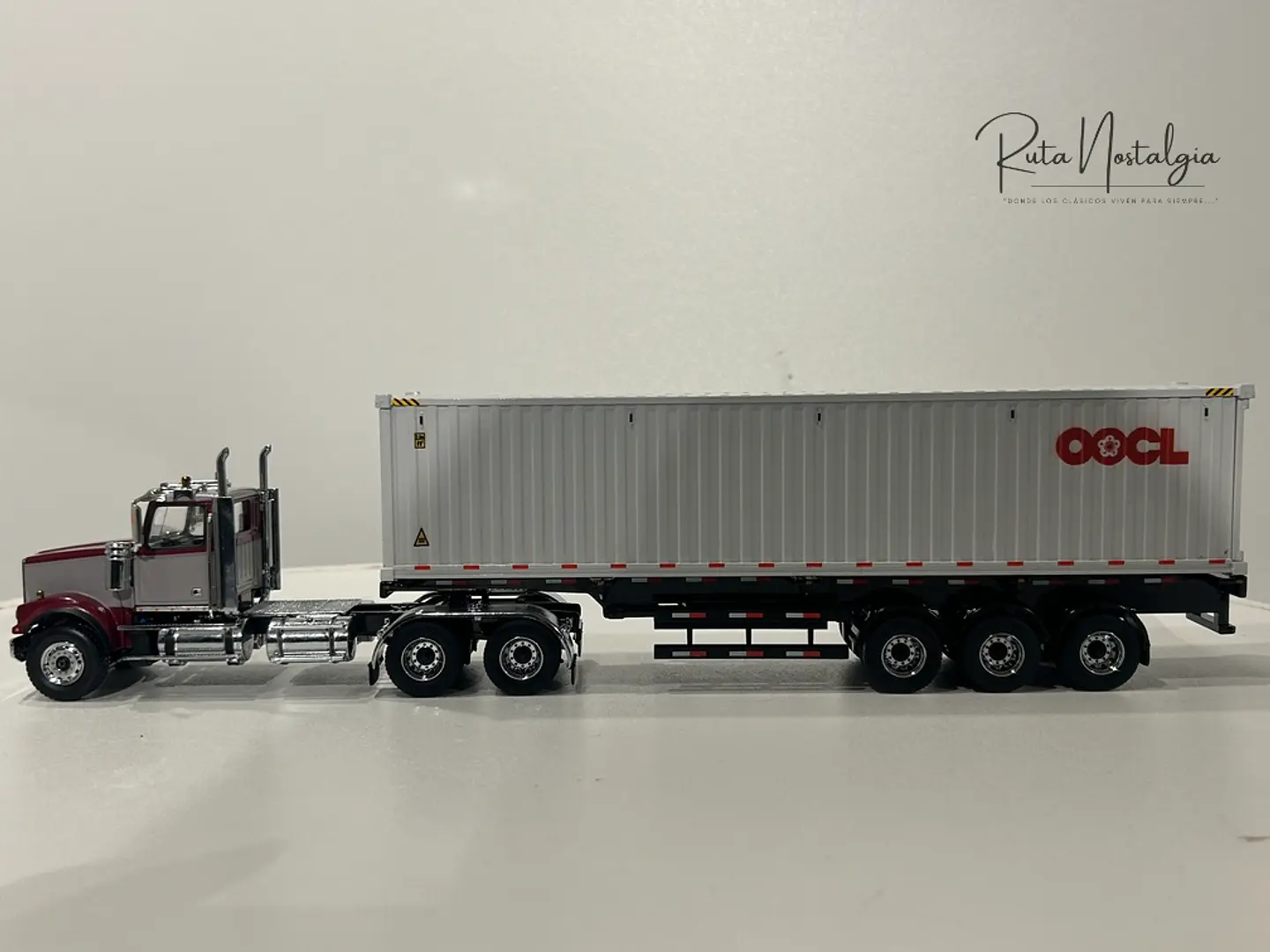Camión Western Star 4900 SF Day Cab | Diecast Masters 1:50 13