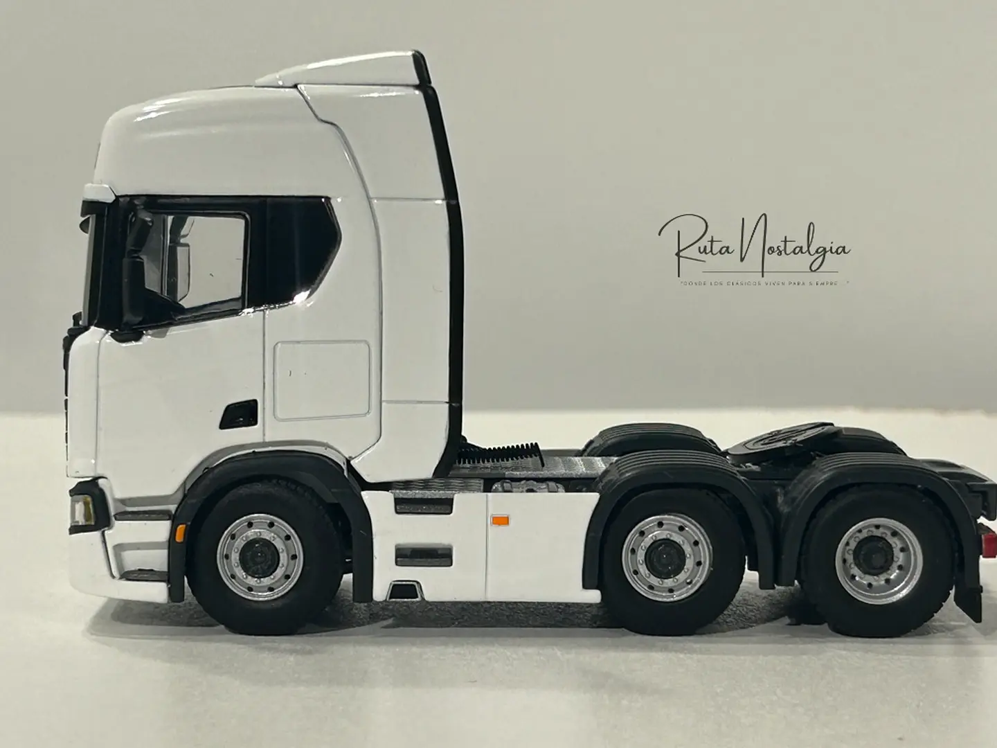 Camión Scania R Highline CR20H 6x2 Twin Steer | WSI 1:50 5