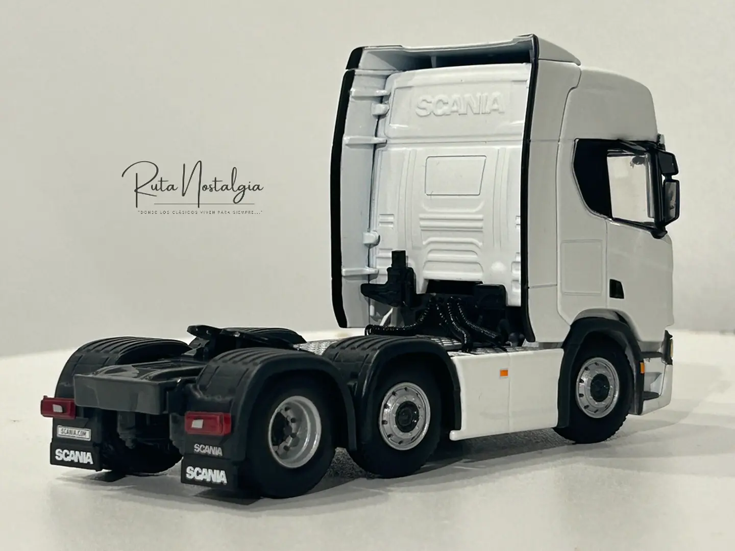 Camión Scania R Highline CR20H 6x2 Twin Steer | WSI 1:50 8