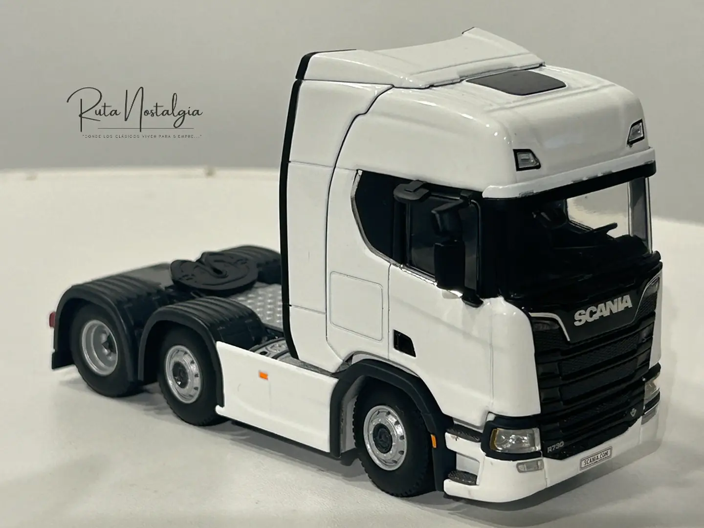 Camión Scania R Highline CR20H 6x2 Twin Steer | WSI 1:50 10