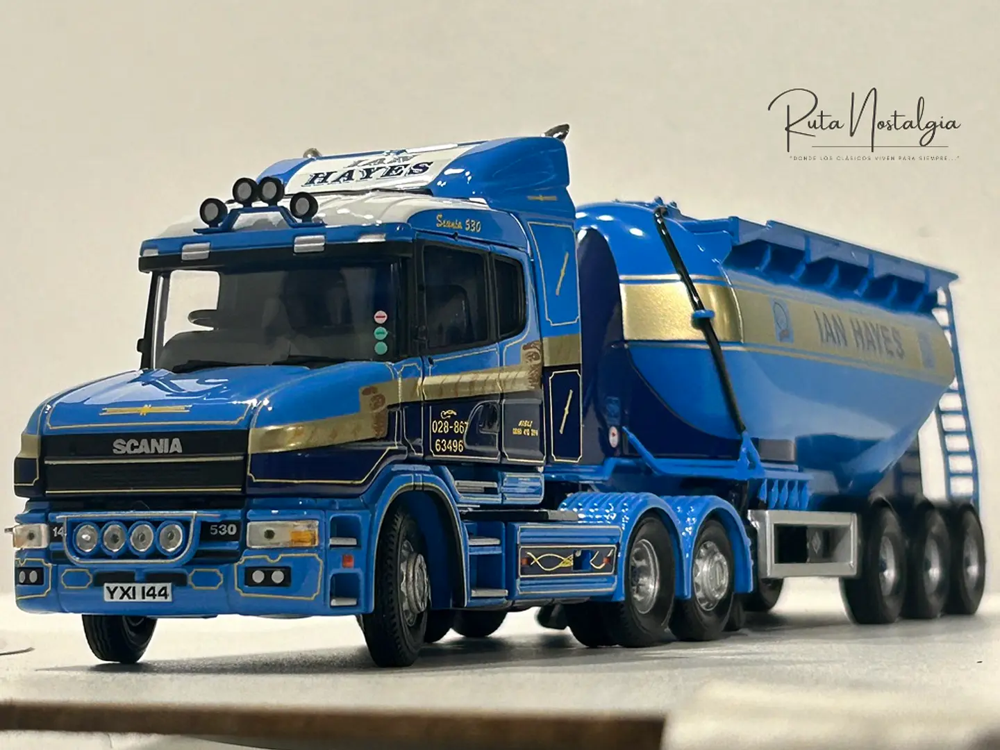 Camión Corgi CC12801 1:50 Scania T-cab + Tolva Feldbinder 5