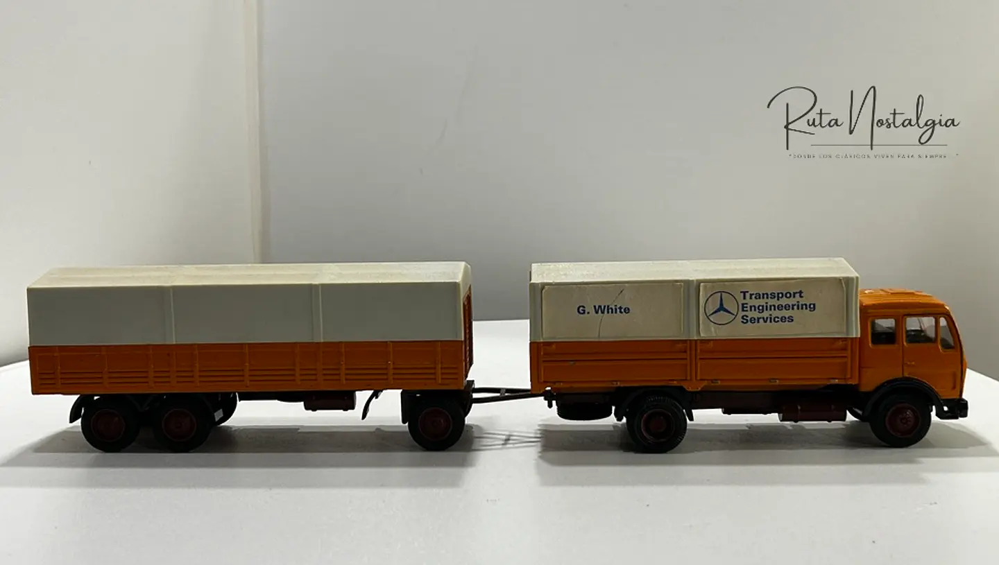 Camión Mercedes-Benz NG 1632/1932 con carro | NZG 1:50 14