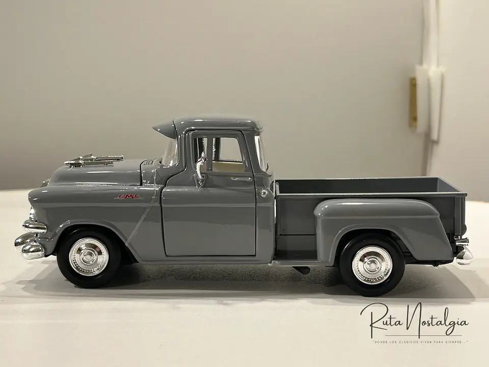 Camioneta GMC 100 Wideside Pickup | Motormax 1:24 5