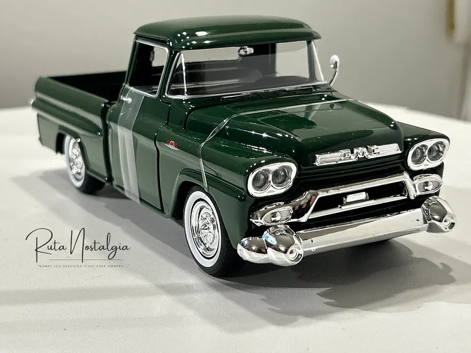 Camioneta GMC 100 Wideside Pickup | Motormax 1:24 23
