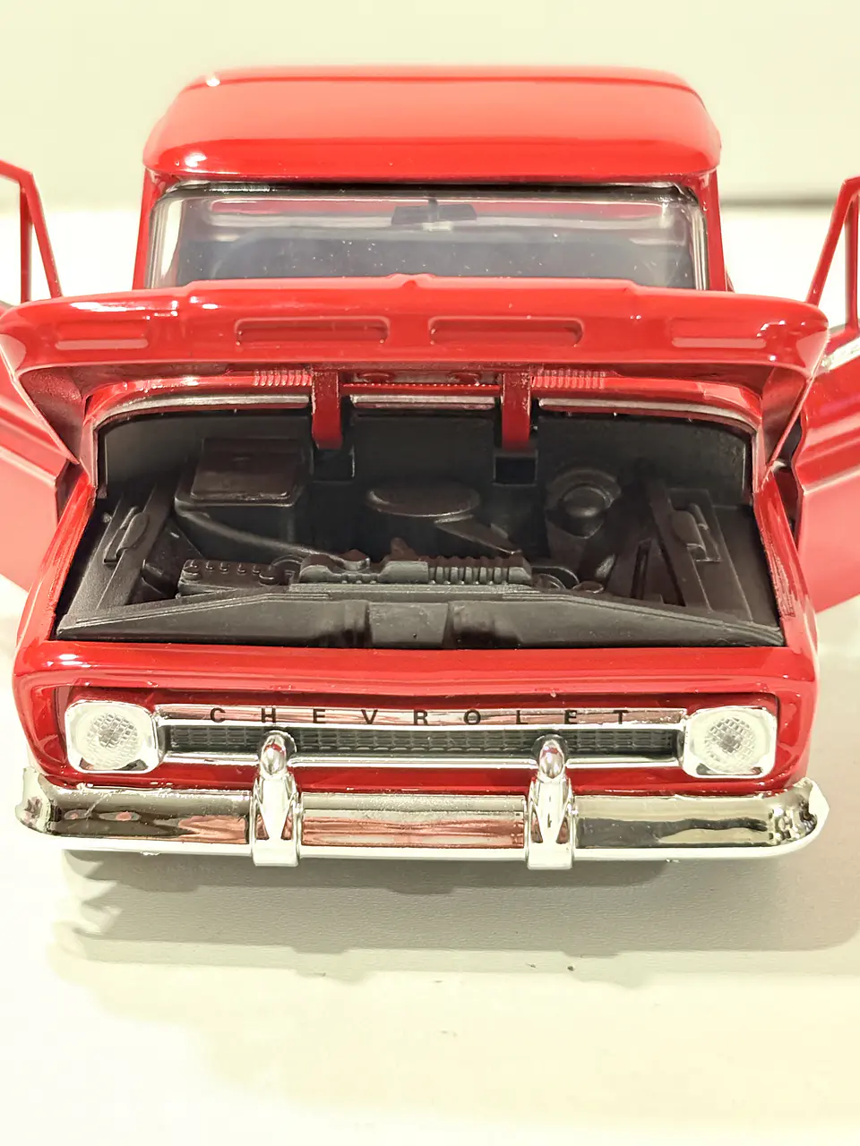 Camioneta Chevrolet C10 Fleetside Pick-Up | Motormax 1:24 27