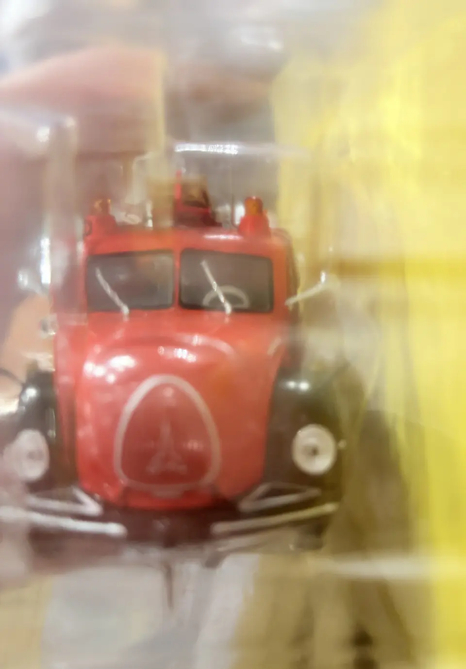 Camión de Bomberos Magirus-Deutz TLF-16 (1961) | Edicola 1:43 4
