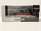 Auto Renault 4L Parisienne 1964 Escala 1:24 WhiteBox - Miniatura 10