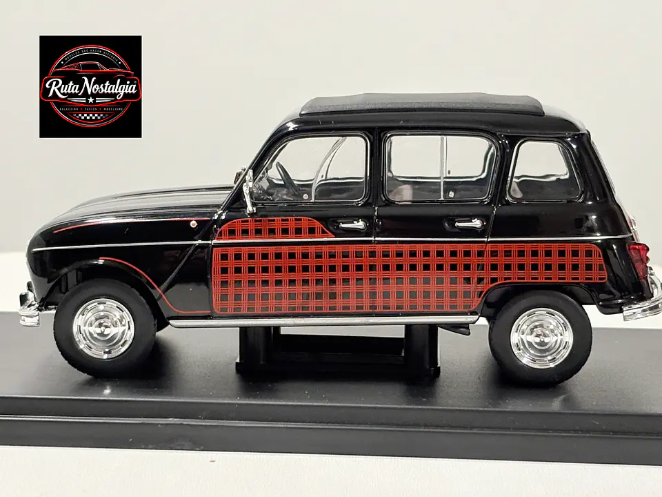 Auto Renault 4L Parisienne 1964 Escala 1:24 WhiteBox 8