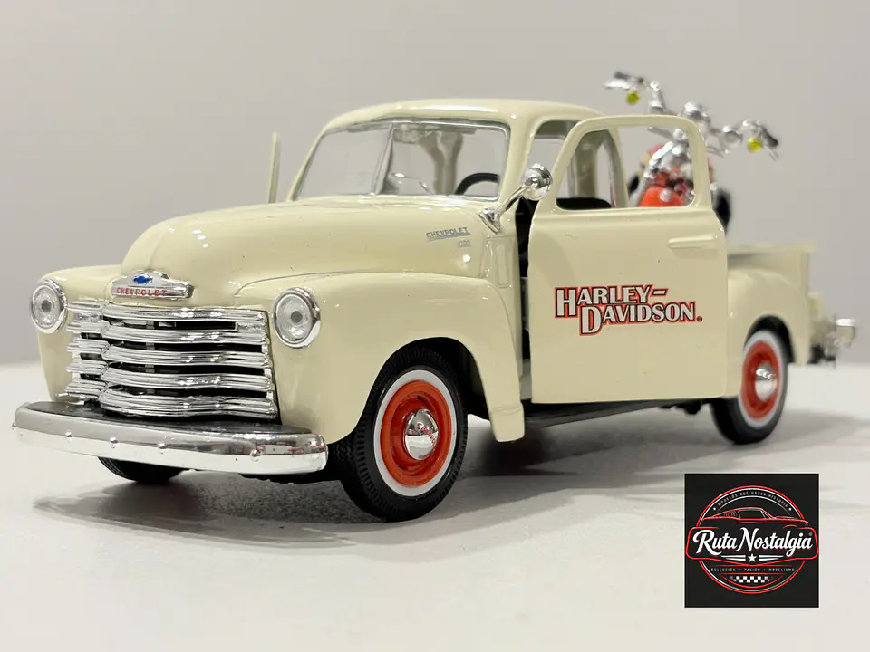 Camioneta Chevrolet 3100 1950 + Moto Harley Davidson | Maisto 1:24 1