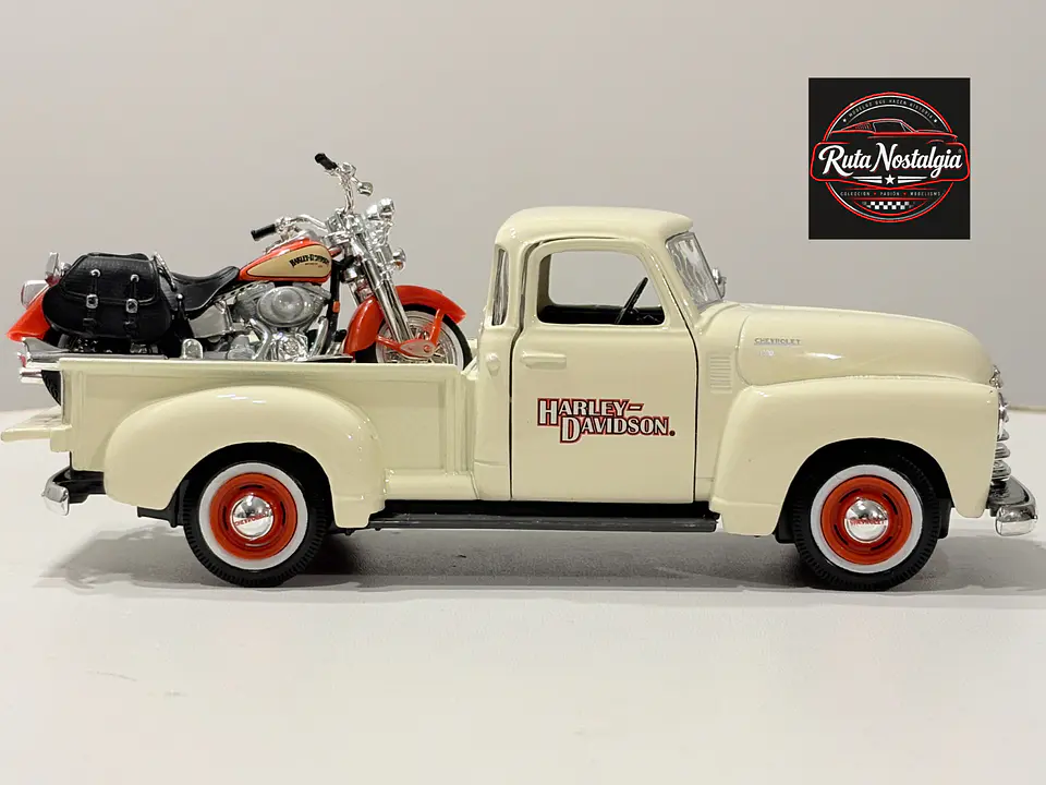 Camioneta Chevrolet 3100 1950 + Moto Harley Davidson | Maisto 1:24 5