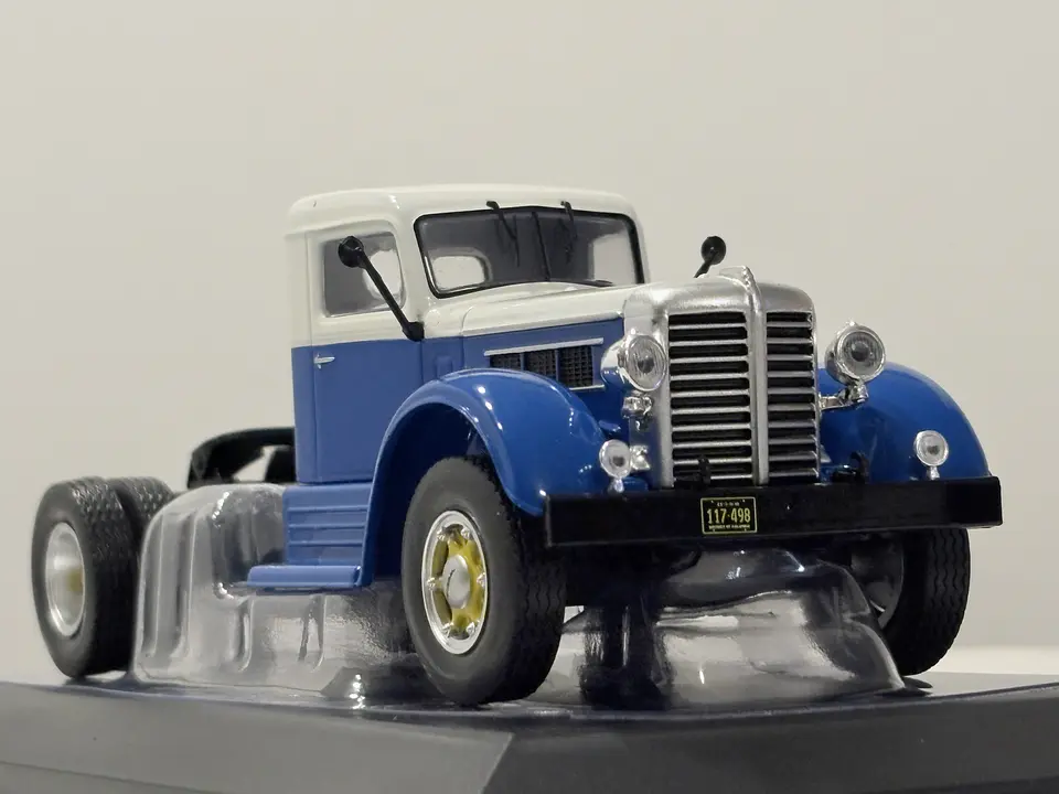Camión Federal 45M 1946 Escala 1:43 Coleccionable IXO 1