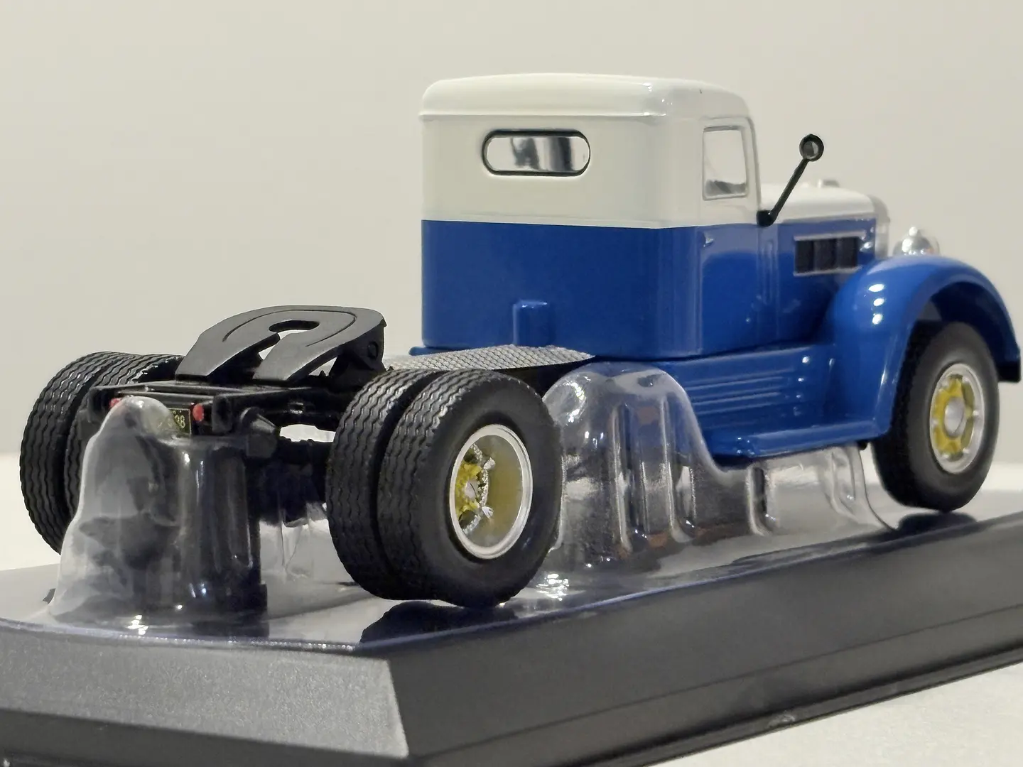 Camión Federal 45M 1946 Escala 1:43 Coleccionable IXO 6