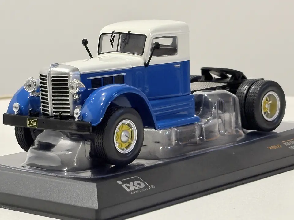 Camión Federal 45M 1946 Escala 1:43 Coleccionable IXO 3