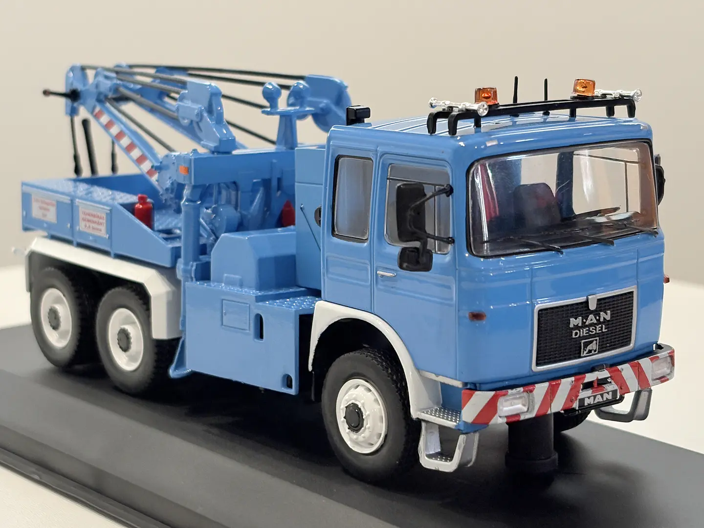 Grúa MAN F8 26.281 Wrecker (1970's) | IXO 1:43 9