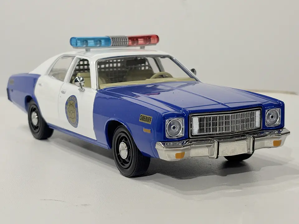 Auto Plymouth Fury 1975 Osage County Sheriff Greenlight 1:24 10