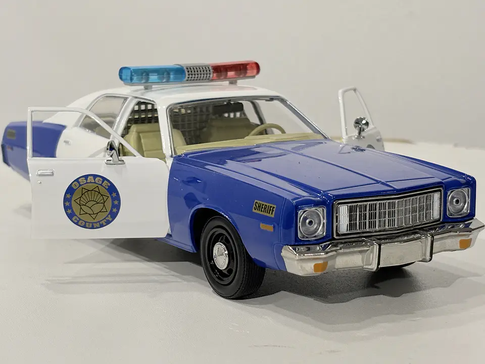 Auto Plymouth Fury 1975 Osage County Sheriff Greenlight 1:24 3