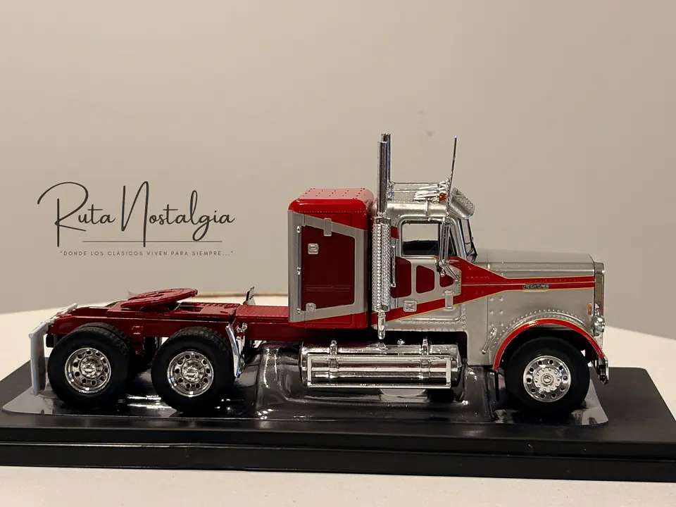 Camión Freightliner FLC 120 64T (1977) | IXO 1:43- 2° SELECCIÓN 4