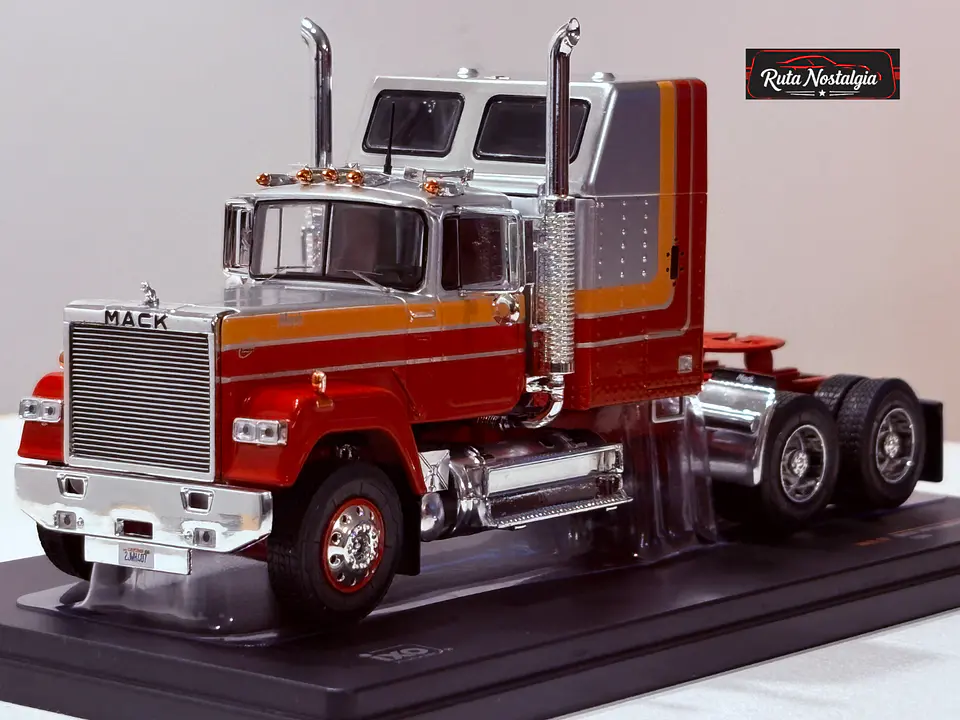 Camión Mack Superliner Magnum 1985 | IXO 1:43 - 2° SELECCIÓN 1