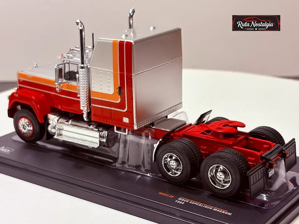 Camión Mack Superliner Magnum 1985 | IXO 1:43 - 2° SELECCIÓN 7