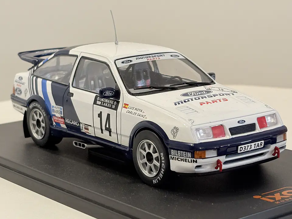 Ford Sierra RS Cosworth Rally Finlandia 1988 IXO 1:24 4