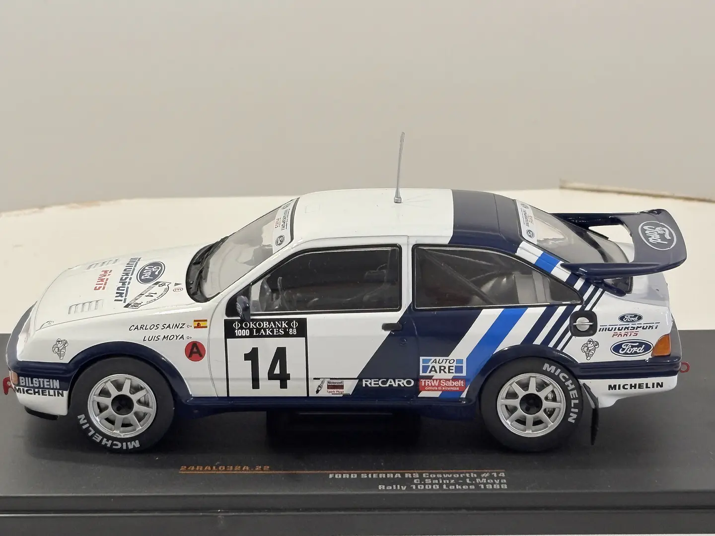Ford Sierra RS Cosworth Rally Finlandia 1988 IXO 1:24 8