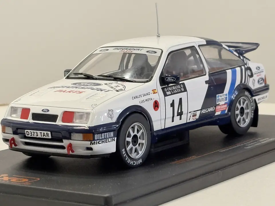 Ford Sierra RS Cosworth Rally Finlandia 1988 IXO 1:24 1