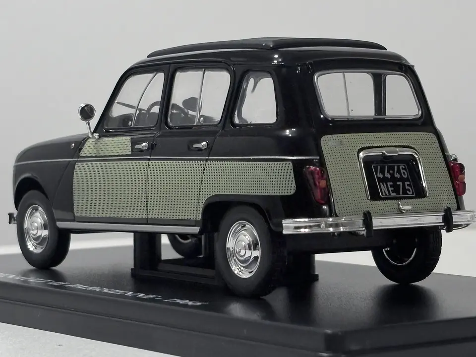 Renault 4L Parisienne 1966 | Edicola 1:24 5