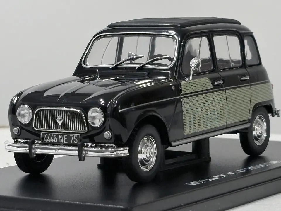 Renault 4L Parisienne 1966 | Edicola 1:24 1