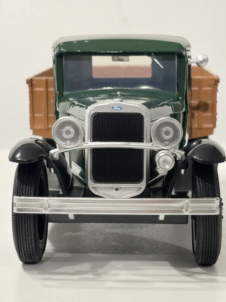 Camión Ford Model AA 1931 | Escala 1:24 MotorMax 2