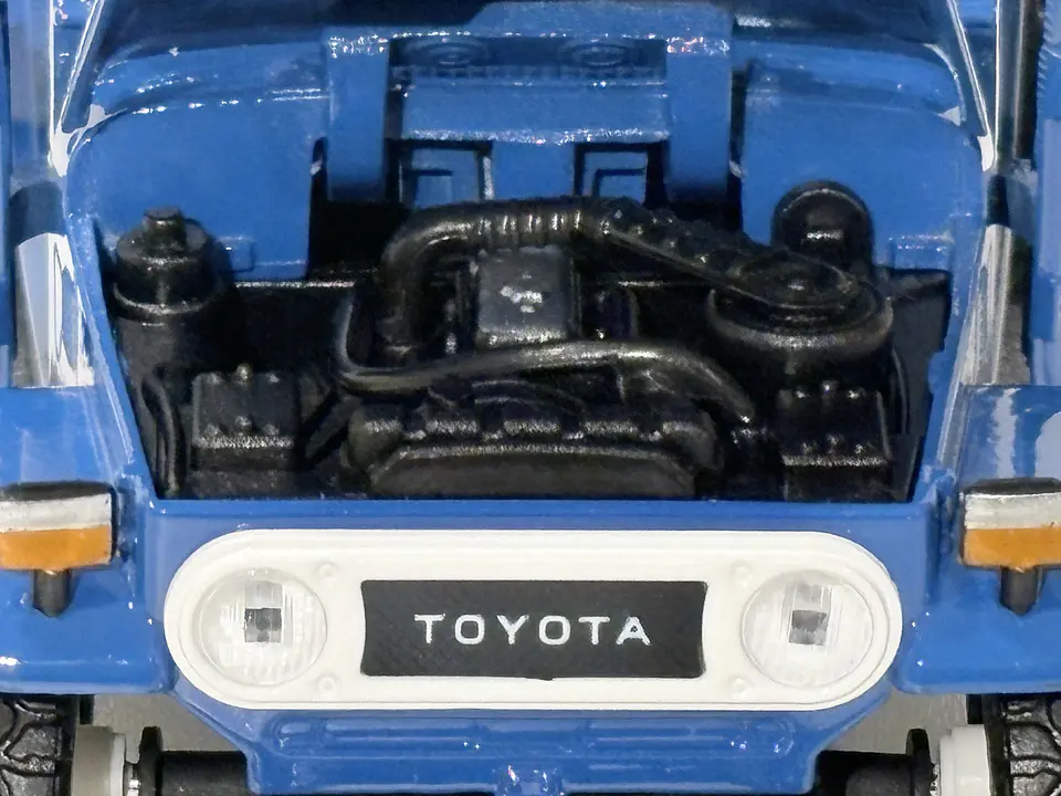 Toyota FJ40 1974 Land Cruiser Escala 1:24 MotorMax 4