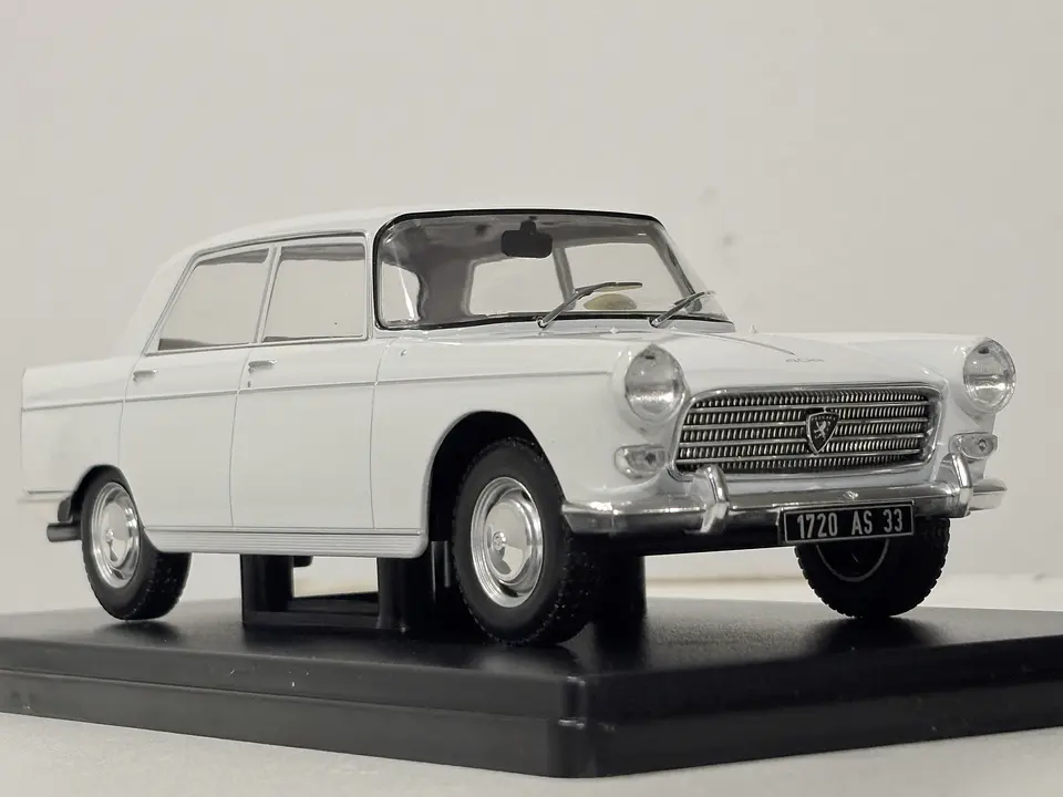 Peugeot 404 1962 Blanco | Escala 1:24 Edicola 8