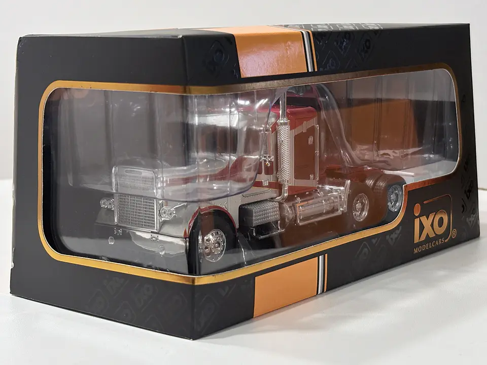 Camión Freightliner FLC 120 64T (1977) | IXO 1:43- 2° SELECCIÓN 2