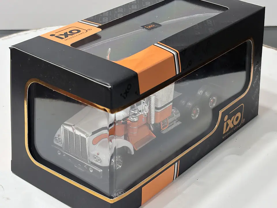 Camión Kenworth W925 1970 | IXO Models 1:43 - 2° SELECCIÓN 2