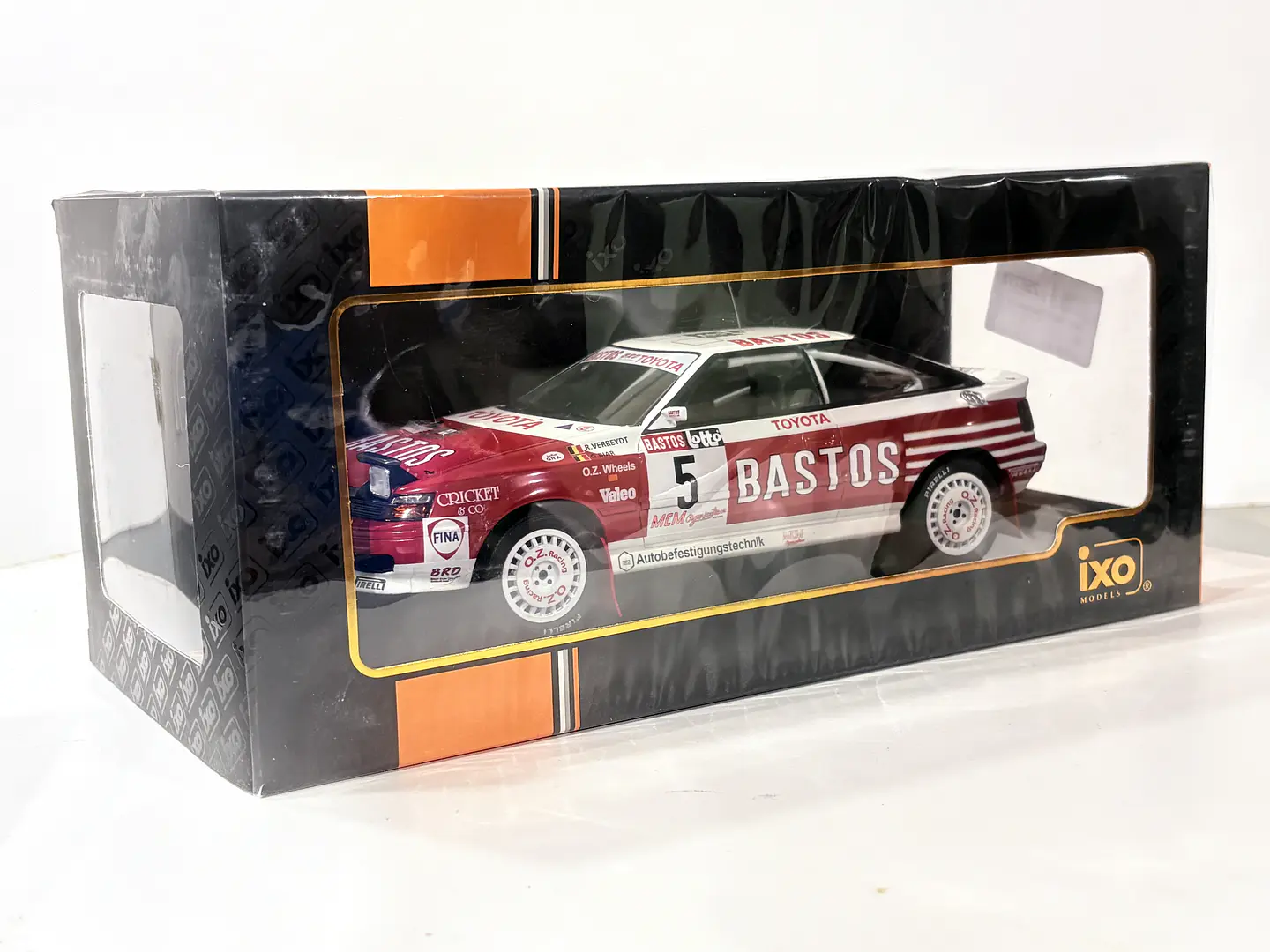 Auto Toyota Celica GT4 ST165 Rally 1990 | IXO Escala 1:18  11