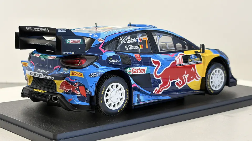 Auto Ford Puma (2023) Rally Suecia Loubet Gilsoul | Escala 1:18 IXO 5