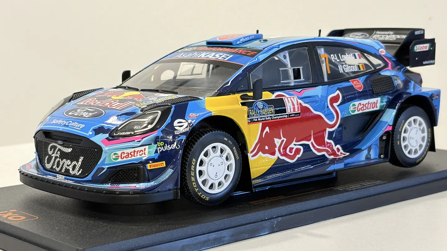 Auto Ford Puma (2023) Rally Suecia Loubet Gilsoul | Escala 1:18 IXO 1