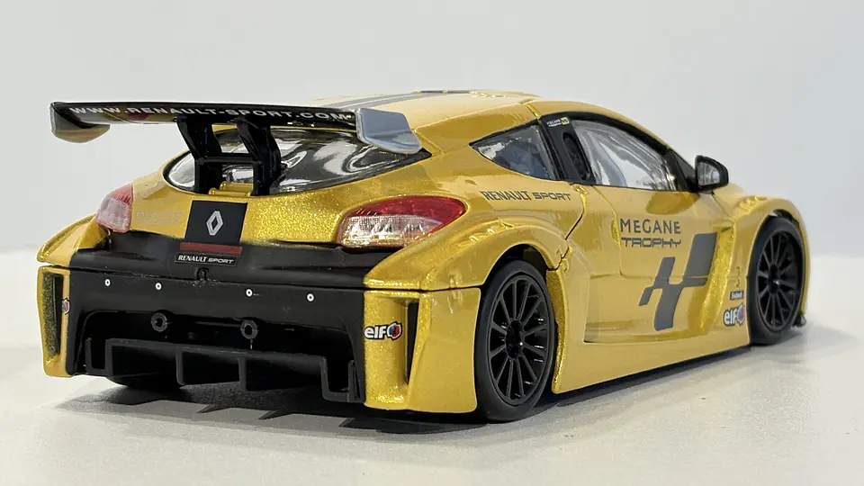 Auto Renault Megane Trophy Racing Escala 1:24 Bburago 5