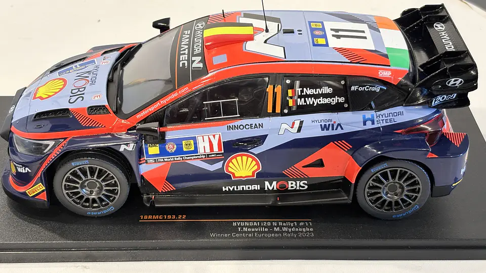 Auto Hyundai i20 N 2023 Rally1 Neuville | Escala 1:18 IXO 7