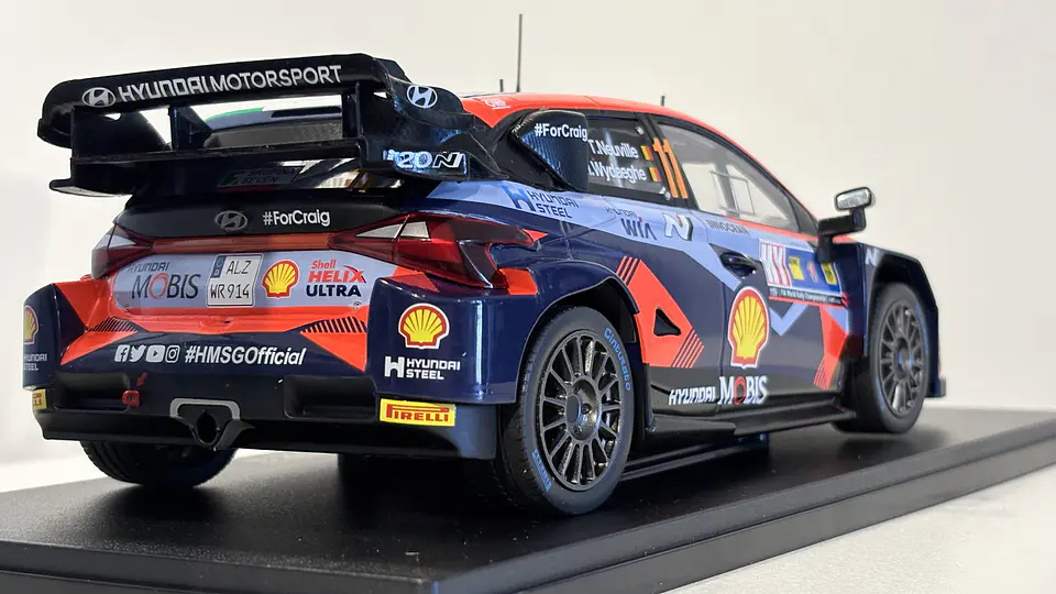 Auto Hyundai i20 N 2023 Rally1 Neuville | Escala 1:18 IXO 5