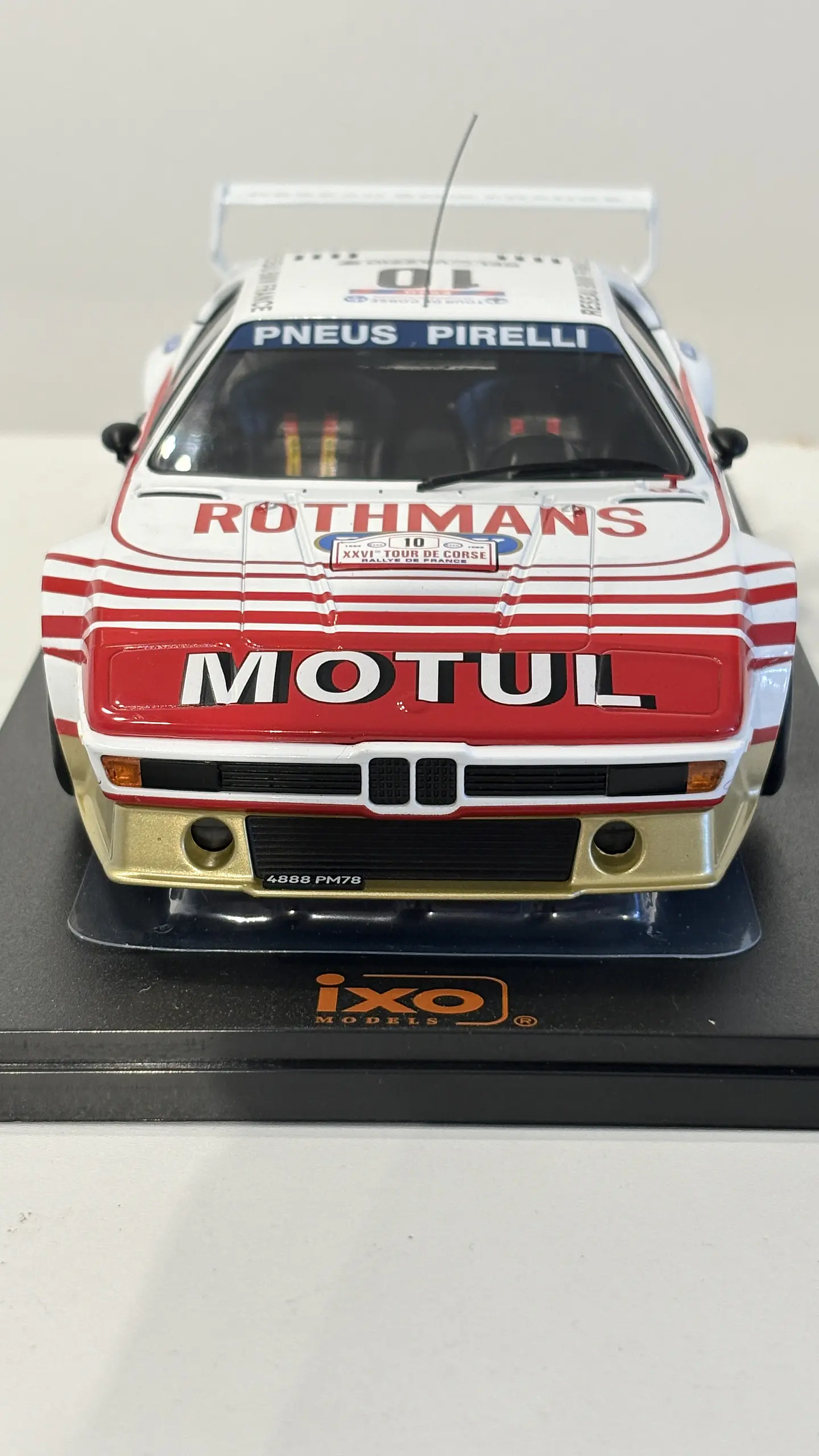 BMW M1 Rally Tour de Corse 1982 Darniche IXO 1:18 2