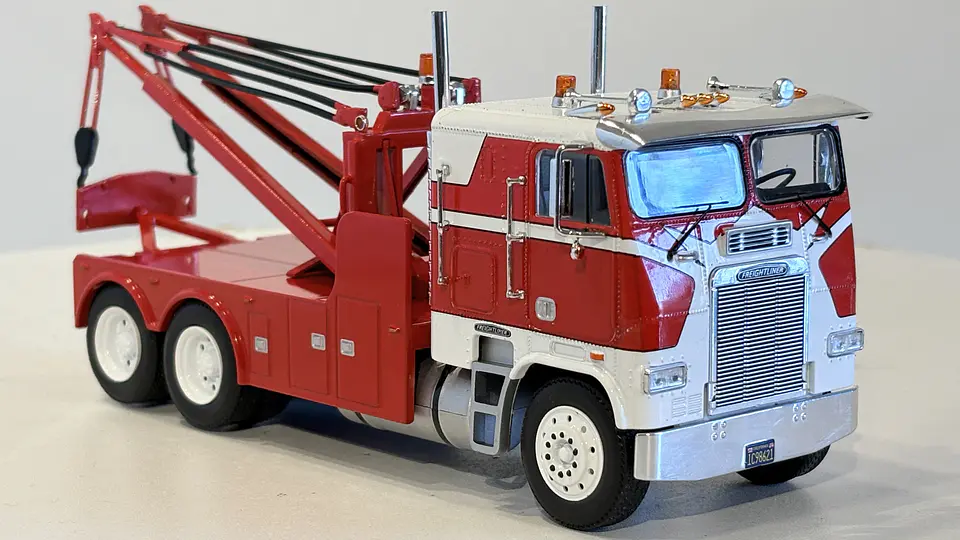 Camión Grúa Freightliner FLA 1987 | IXO América - Escala 1:43  9