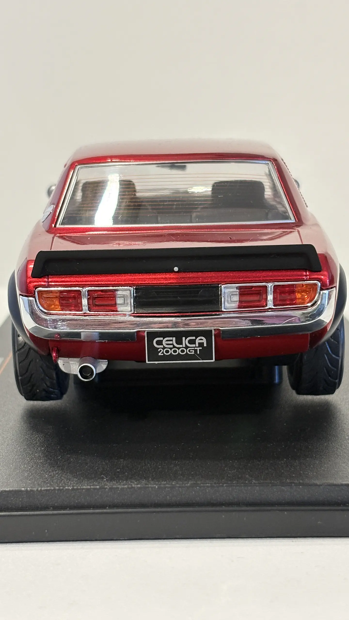 Auto Toyota Celica 2000 GT 1977 | Escala 1:18 IXO 6