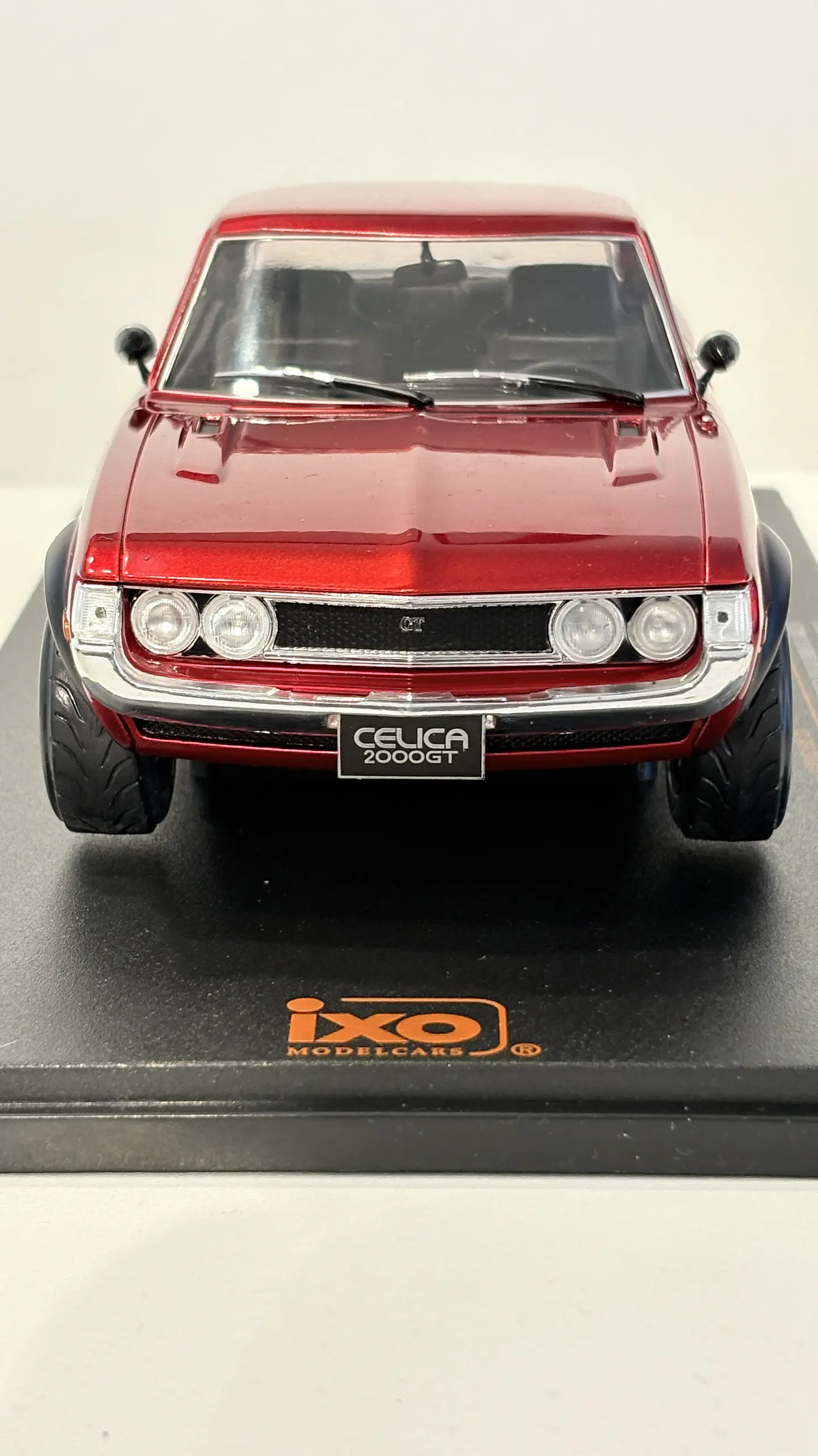 Auto Toyota Celica 2000 GT 1977 | Escala 1:18 IXO 2