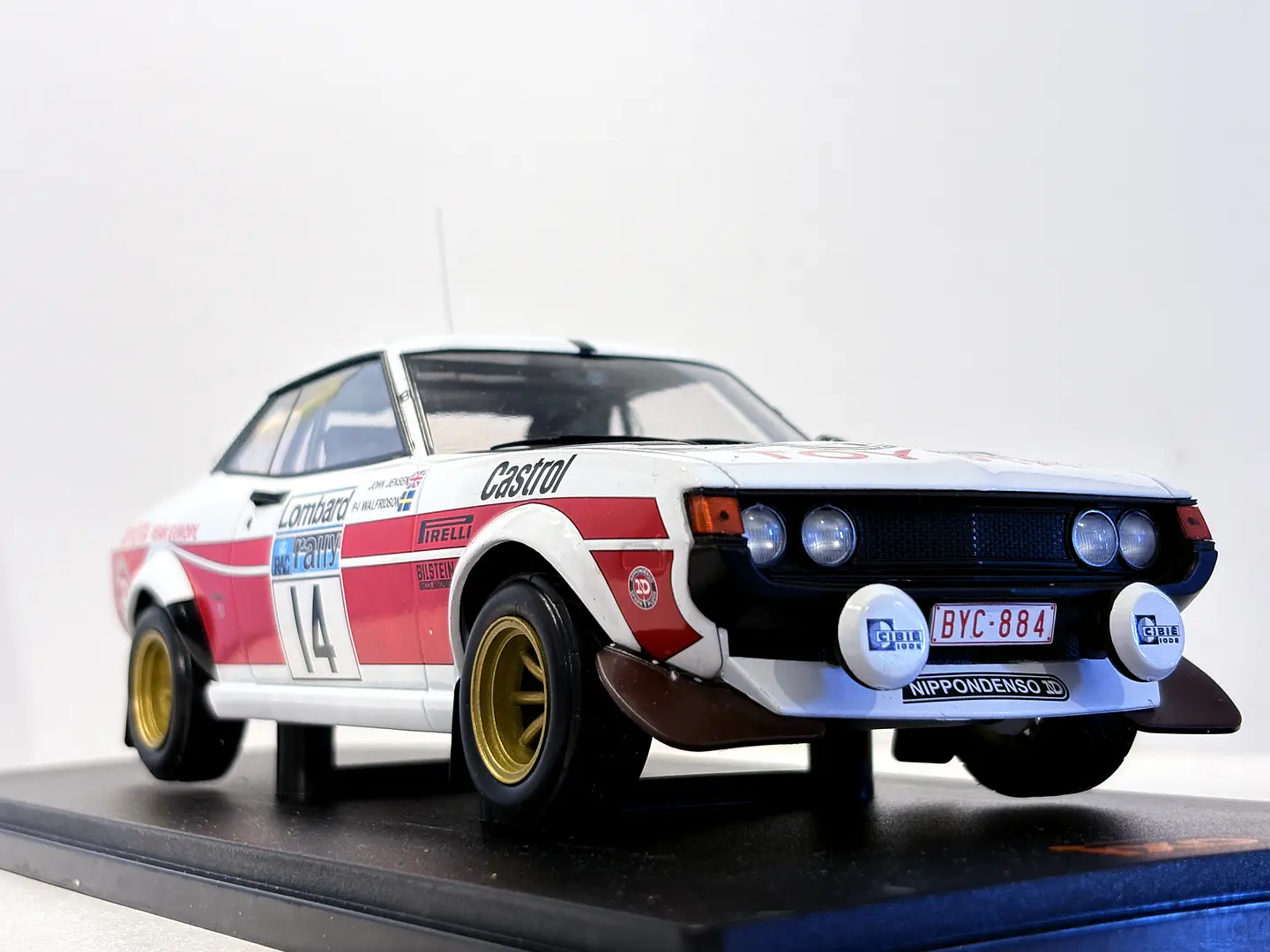 Toyota Celica 2000 GT 1977,  RAC Rally | IXO models 1:18 10