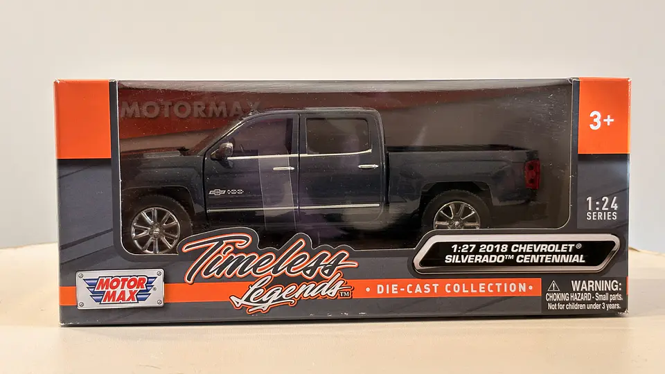 Chevrolet Silverado Z71 Centennial 2018 Escala 1:27 MotorMax 10