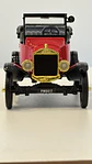 Ford Model T Touring 1925 Escala 1:24 MotorMax - Miniatura 2